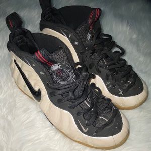 2002 Nike Pearl Foamposites